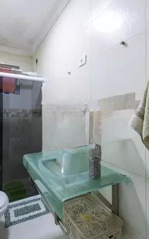 Casa à venda com 200m², 4 quartos e 2 vagas