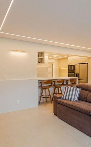 Apartamento à venda com 129m², 3 quartos e 3 vagas Apartamento à venda com 129m², 3 quartos e 3 vagasSala
