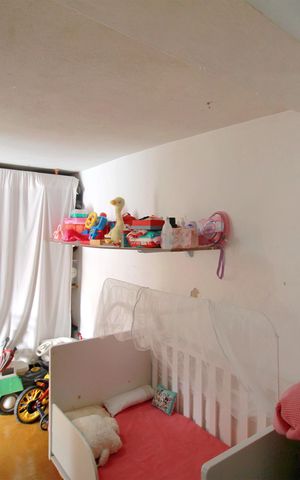 Casa à venda com 226m², 4 quartos e 2 vagasSótão
