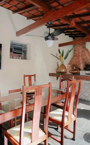 Casa à venda com 226m², 4 quartos e 2 vagasVaranda Gourmet