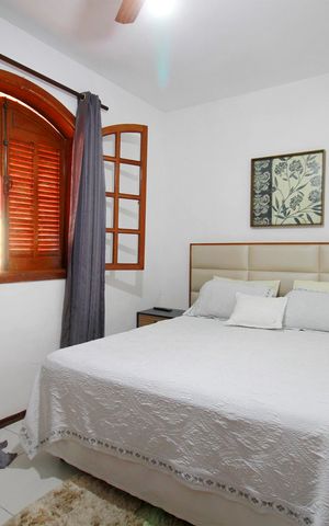 Casa à venda com 226m², 4 quartos e 2 vagasSuite