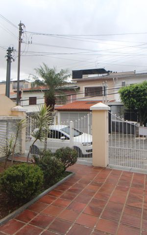 Casa para alugar com 210m², 3 quartos e 4 vagasGaragem