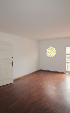 Casa para alugar com 210m², 3 quartos e 4 vagasSala