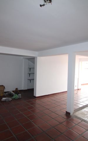 Casa para alugar com 210m², 3 quartos e 4 vagasÁrea comum