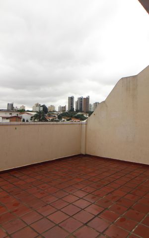 Casa para alugar com 210m², 3 quartos e 4 vagasÁrea de Serviço