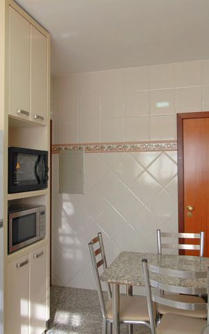 Apartamento para alugar com 150m², 3 quartos e 2 vagasCozinha