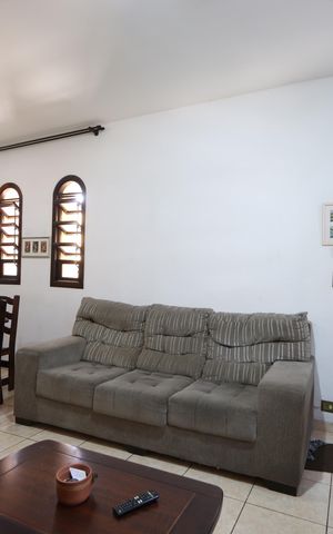 Casa à venda com 171m², 3 quartos e 3 vagasSala