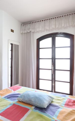 Casa à venda com 171m², 3 quartos e 3 vagasSuíte