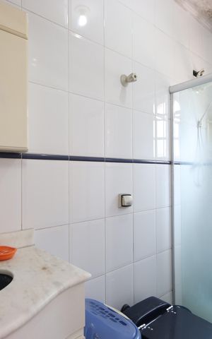 Casa à venda com 171m², 3 quartos e 3 vagasBanheiro da Suíte