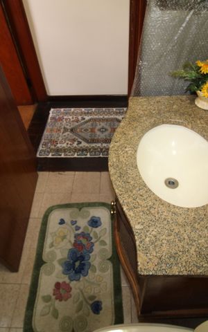 Casa à venda com 167m², 3 quartos e 4 vagasBanheiro 1