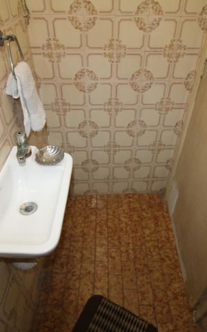 Casa à venda com 167m², 3 quartos e 4 vagasÁrea de Serviço - Banheiro