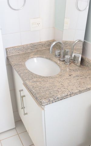 Apartamento para alugar com 85m², 3 quartos e 2 vagasBanheiro