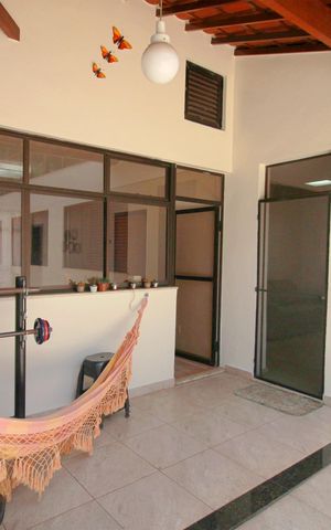 Casa à venda com 270m², 4 quartos e 4 vagasQuintal