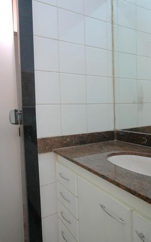Casa à venda com 270m², 4 quartos e 4 vagasBanheiro