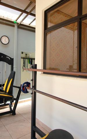 Casa à venda com 270m², 4 quartos e 4 vagasAcademia