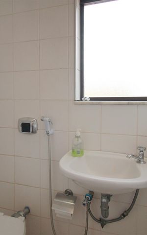 Casa à venda com 270m², 4 quartos e 4 vagasBanheiro de serviço