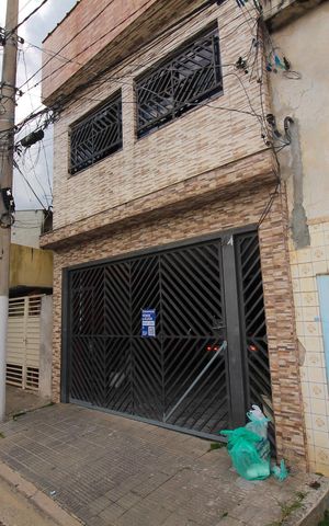 Casa para alugar com 70m², 1 quarto e sem vaga Casa para alugar com 70m², 1 quarto e sem vagaFachada