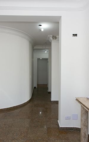 Apartamento à venda com 286m², 4 quartos e 3 vagas Apartamento à venda com 286m², 4 quartos e 3 vagasSala 3