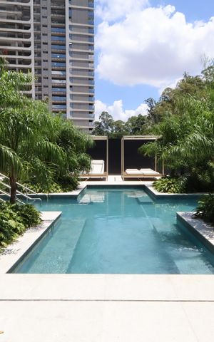 Apartamento à venda com 265m², 4 quartos e 4 vagasÁrea comum - Piscina