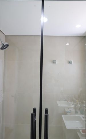 Apartamento à venda com 265m², 4 quartos e 4 vagasBanheiro da Suíte Principal