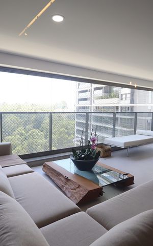 Apartamento à venda com 265m², 4 quartos e 4 vagasVaranda da Sala