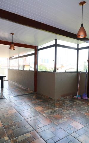 Apartamento à venda com 161m², 2 quartos e 3 vagasCobertura - Área Gourmet