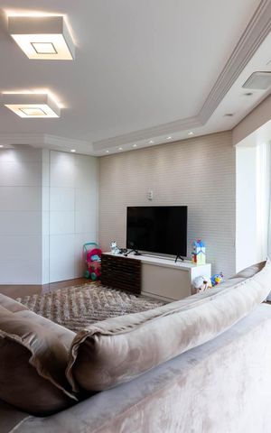 Apartamento para alugar com 350m², 4 quartos e 5 vagas Apartamento para alugar com 350m², 4 quartos e 5 vagasSala de Estar