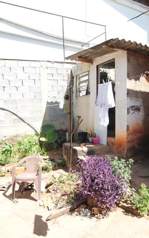 Casa à venda com 920m², 3 quartos e sem vagaQuintal