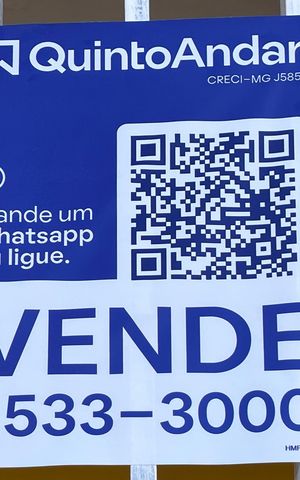 Casa à venda com 920m², 3 quartos e sem vaga Casa à venda com 920m², 3 quartos e sem vagaPlaca