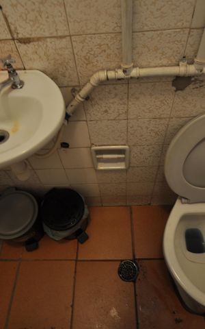 Casa à venda com 110m², 3 quartos e 2 vagasBanheiro de Serviço