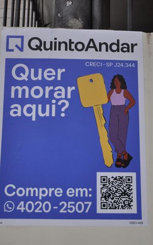 Casa à venda com 110m², 3 quartos e 2 vagasFachada