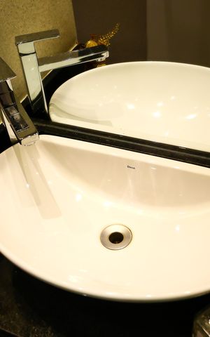 Apartamento à venda com 163m², 3 quartos e 4 vagas Apartamento à venda com 163m², 3 quartos e 4 vagasLavabo