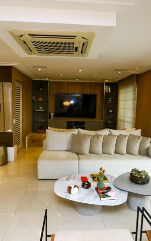 Apartamento à venda com 163m², 3 quartos e 4 vagas Apartamento à venda com 163m², 3 quartos e 4 vagasSala