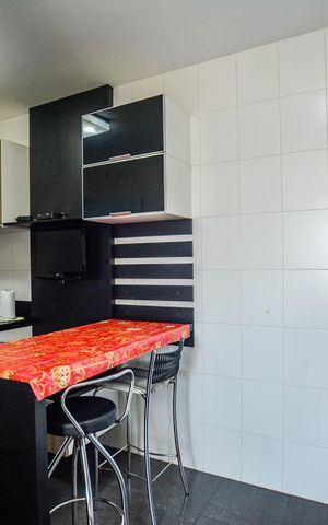 Apartamento à venda com 137m², 3 quartos e 3 vagas Apartamento à venda com 137m², 3 quartos e 3 vagasCozinha