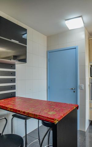 Apartamento à venda com 137m², 3 quartos e 3 vagas Apartamento à venda com 137m², 3 quartos e 3 vagasCozinha