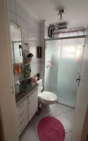 Apartamento à venda com 50m², 2 quartos e 1 vaga Apartamento à venda com 50m², 2 quartos e 1 vagaBanheiro
