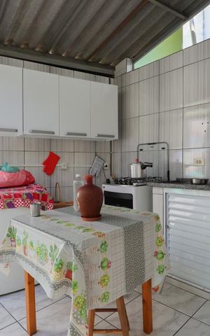 Casa à venda com 868m², 4 quartos e 5 vagas Casa à venda com 868m², 4 quartos e 5 vagasCasa 1 - Área de serviço