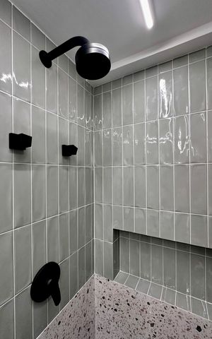 Studio para alugar com 25m², 0 quarto e sem vaga Studio para alugar com 25m², 0 quarto e sem vagaBanheiro