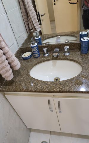 Apartamento à venda com 67m², 2 quartos e 2 vagasBanheiro do Quarto