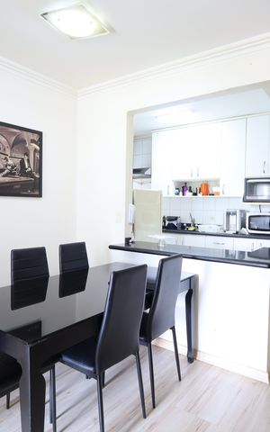 Apartamento à venda com 67m², 2 quartos e 2 vagasSala