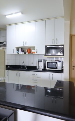 Apartamento à venda com 67m², 2 quartos e 2 vagasCozinha