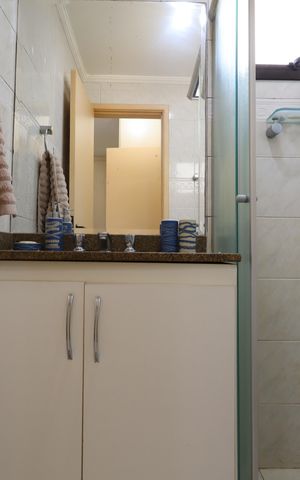 Apartamento à venda com 67m², 2 quartos e 2 vagasBanheiro do Quarto