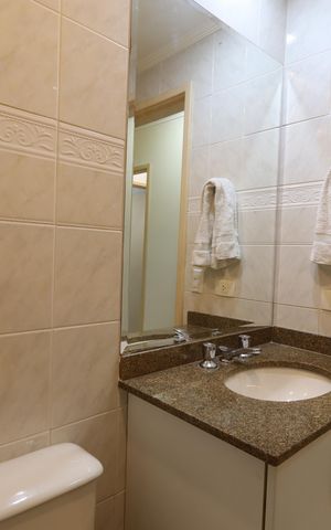 Apartamento à venda com 67m², 2 quartos e 2 vagasBanheiro
