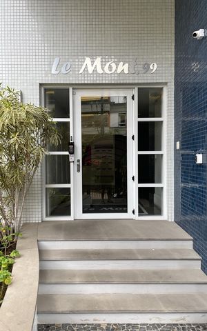 Apartamento à venda com 93m², 2 quartos e 2 vagas Apartamento à venda com 93m², 2 quartos e 2 vagasFachada