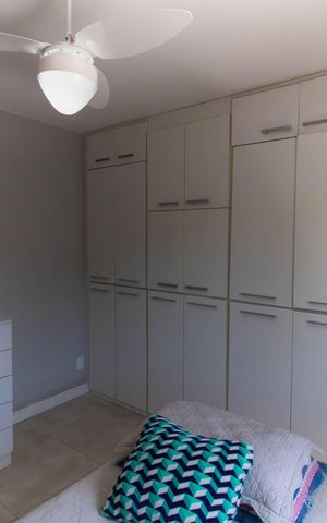 Casa à venda com 296m², 5 quartos e 4 vagas Casa à venda com 296m², 5 quartos e 4 vagasQuarto 1