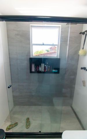 Casa à venda com 296m², 5 quartos e 4 vagas Casa à venda com 296m², 5 quartos e 4 vagasBanheiro da Suíte 3