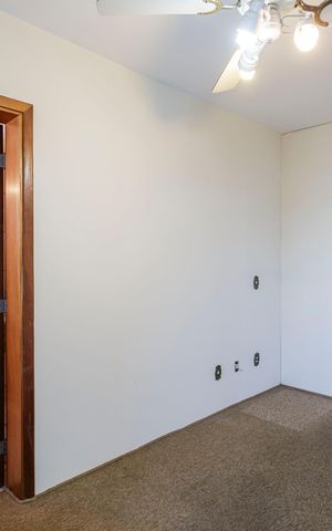 Apartamento à venda com 180m², 4 quartos e 4 vagas Apartamento à venda com 180m², 4 quartos e 4 vagasQuarto 1