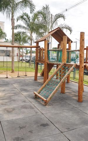 Apartamento para alugar com 50m², 2 quartos e 1 vaga Apartamento para alugar com 50m², 2 quartos e 1 vagaÁrea comum - Playground