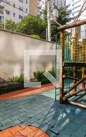 Apartamento para alugar com 123m², 2 quartos e 3 vagas Apartamento para alugar com 123m², 2 quartos e 3 vagasÁrea comum - Playground