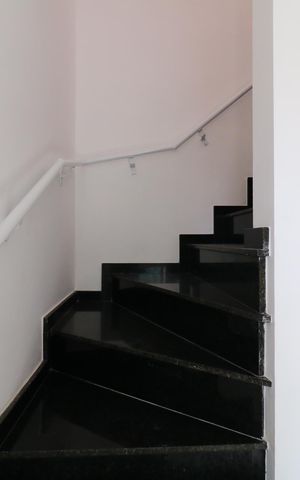 Apartamento à venda com 175m², 3 quartos e 2 vagasEscada